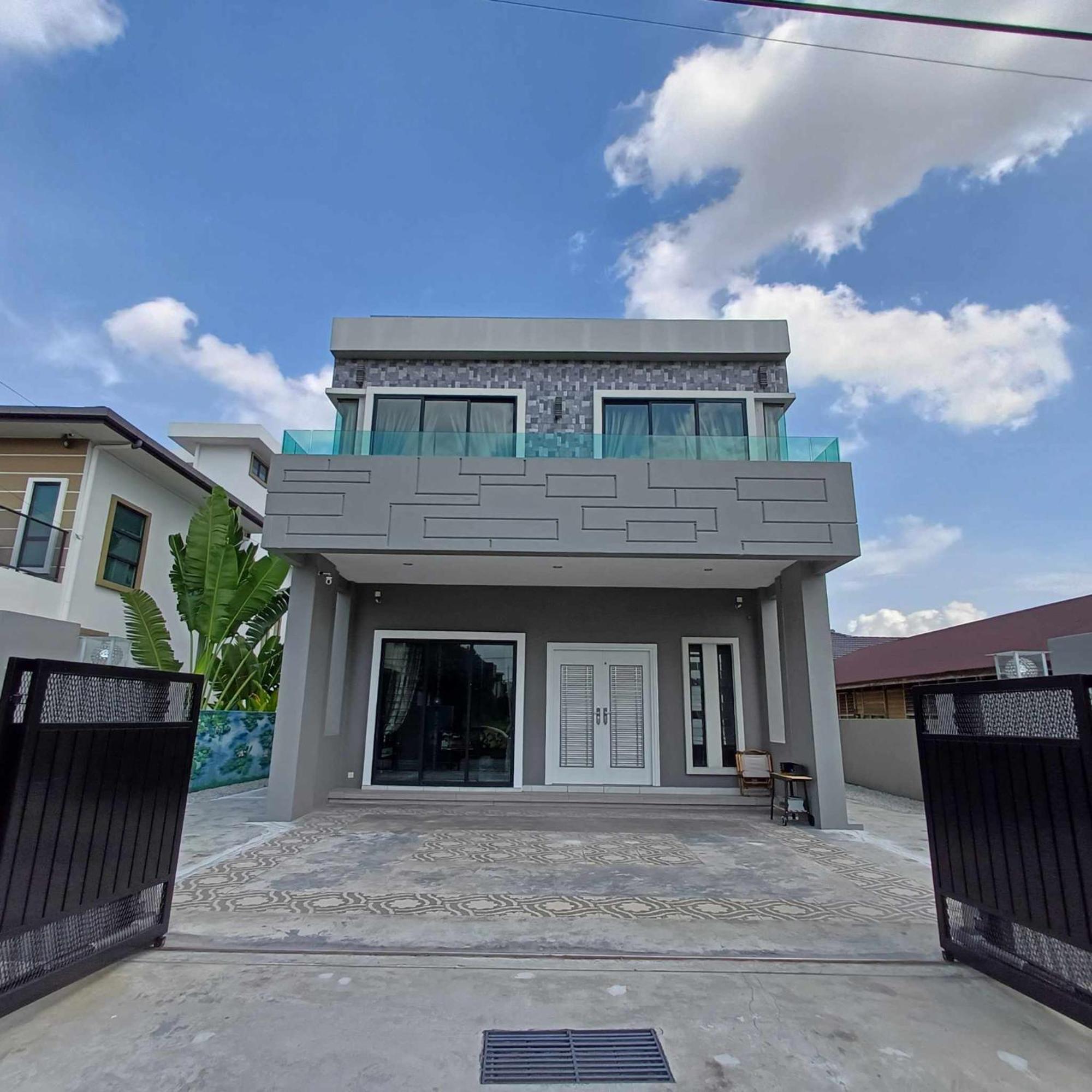 Vila Lyl Journey House At Town Centre 17pax 6br
