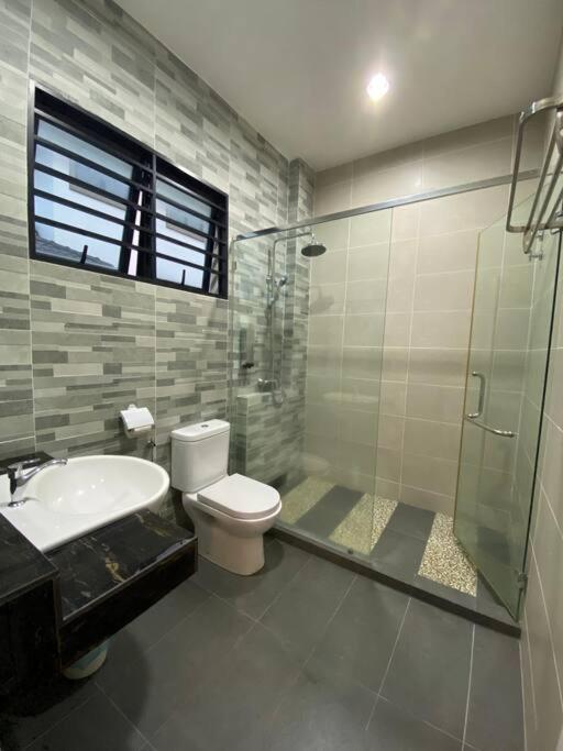 Lyl Journey House At Town Centre 17pax 6br * Ipoh